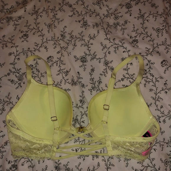 Push up Beyond Sexy La Senza Bra 34B - Picture 2 of 3